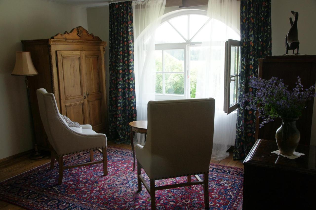 Ferienwohnung Bear Manor Lacu Muizina Pāle Exterior foto