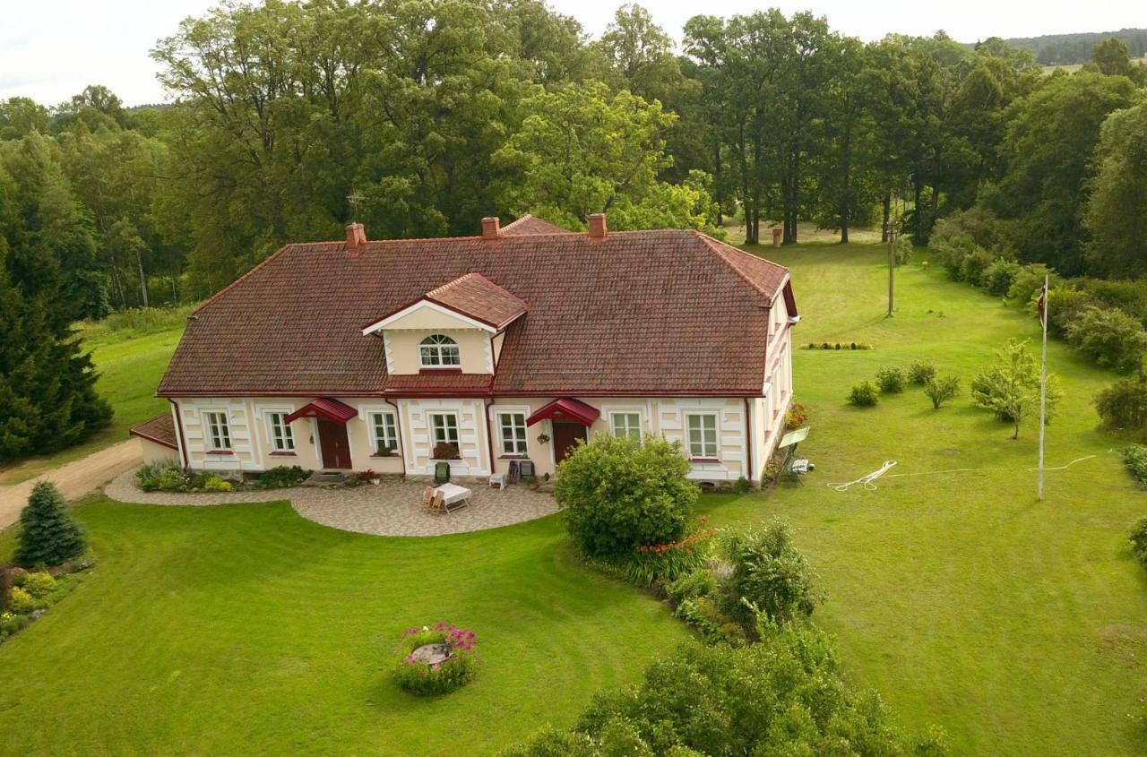 Ferienwohnung Bear Manor Lacu Muizina Pāle Exterior foto