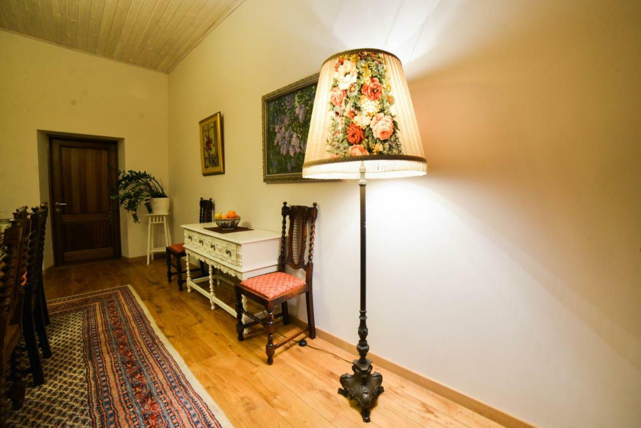 Ferienwohnung Bear Manor Lacu Muizina Pāle Exterior foto